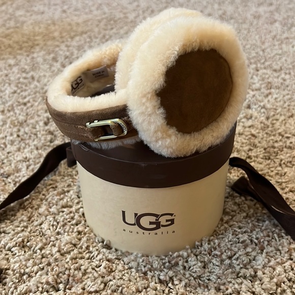 UGG Accessories - Ugg earmuffs